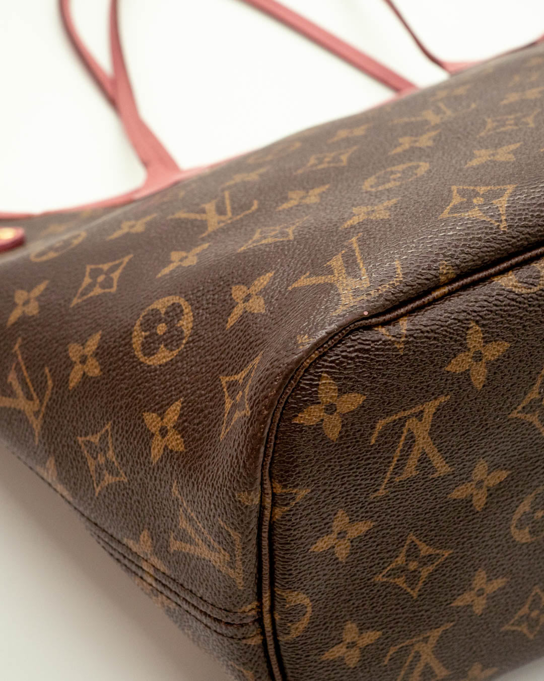 Louis Vuitton Articles de Voyage MM Neverfull