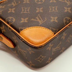 Louis Vuitton Monogram Trocadero 27 Crossbody Bag thumbnail 7