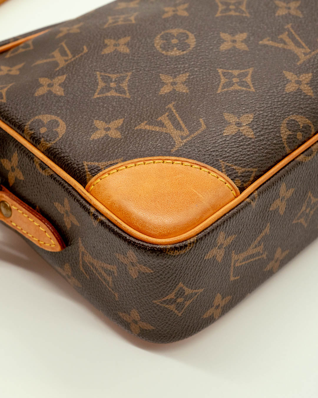 Louis Vuitton Monogram Trocadero 27 Crossbody Bag