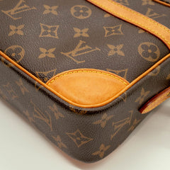 Louis Vuitton Monogram Trocadero 27 Crossbody Bag thumbnail 10