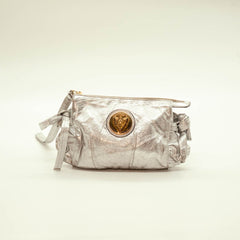 Gucci Metallic Silver Hysteria Clutch thumbnail 1