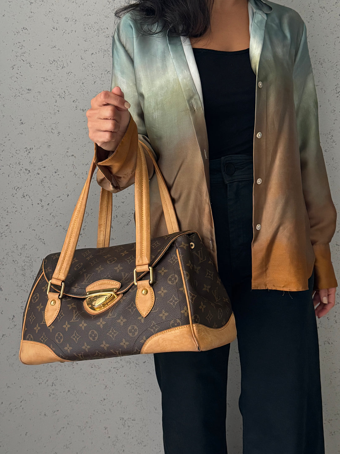 Louis Vuitton Monogram Canvas Beverly GM
