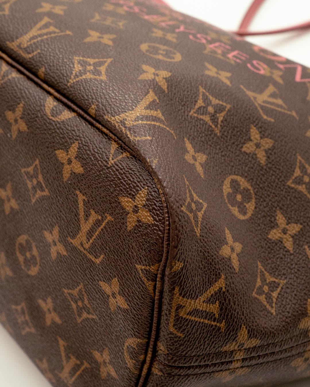 Louis Vuitton Articles de Voyage MM Neverfull