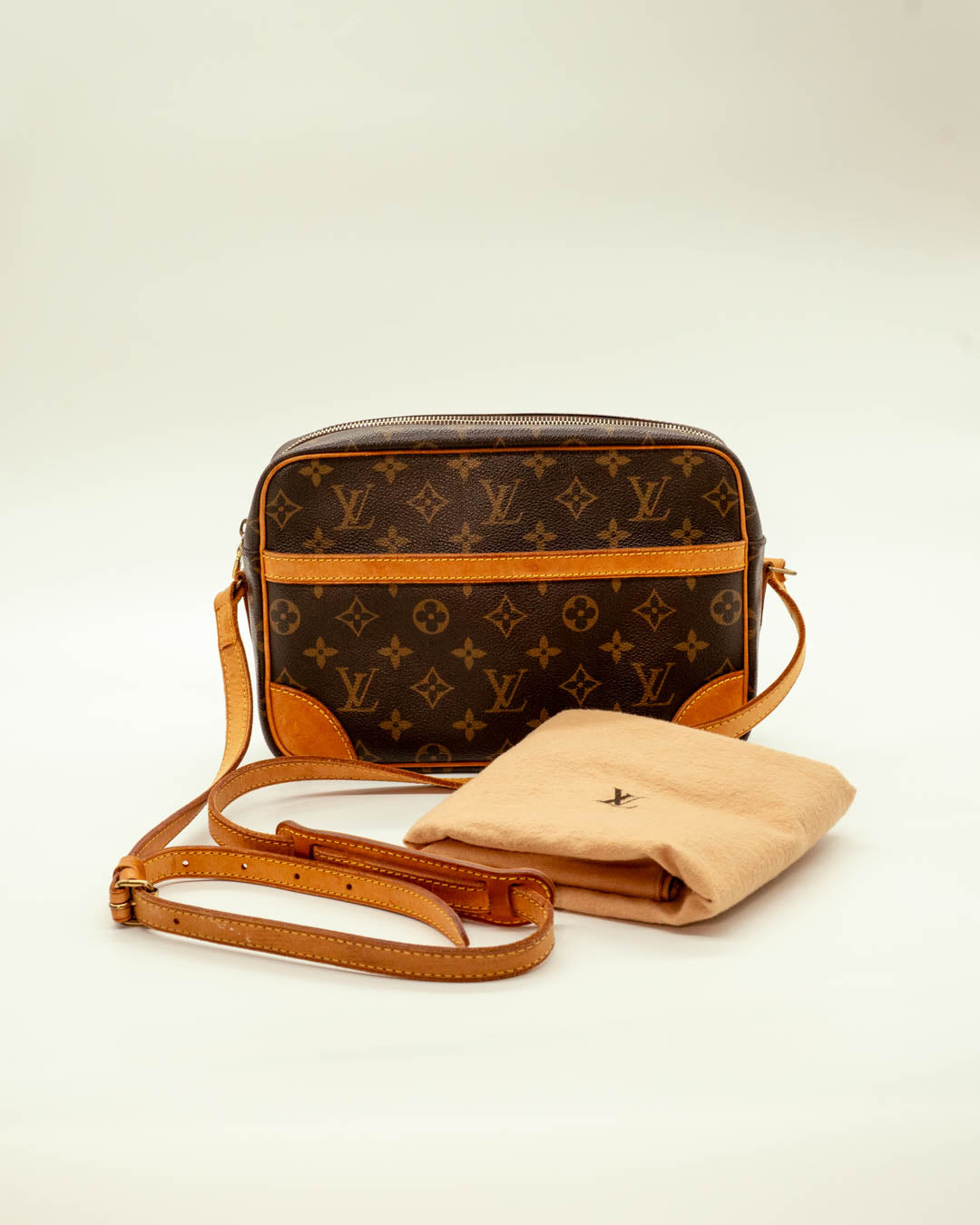 Louis Vuitton Monogram Trocadero 27 Crossbody Bag