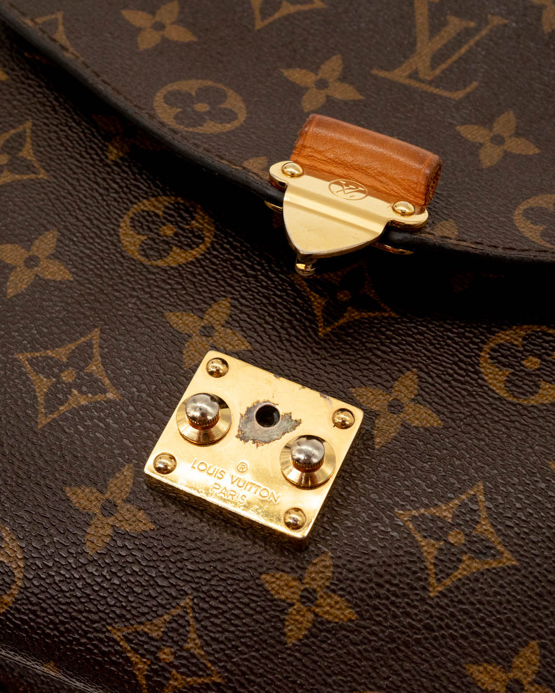 Louis Vuitton Monogram Pochette Métis