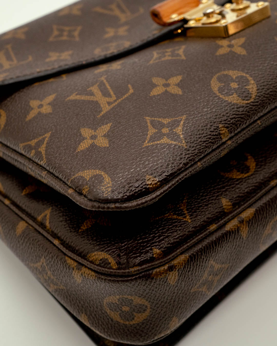 Louis Vuitton Monogram Pochette Métis