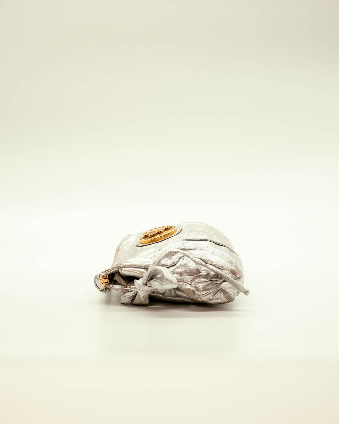 Gucci Metallic Silver Hysteria Clutch