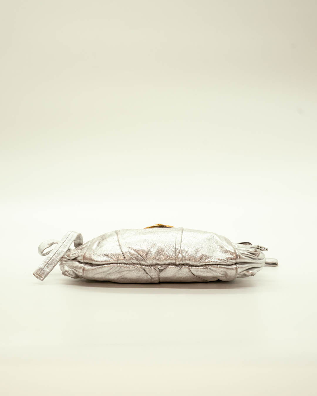 Gucci Metallic Silver Hysteria Clutch