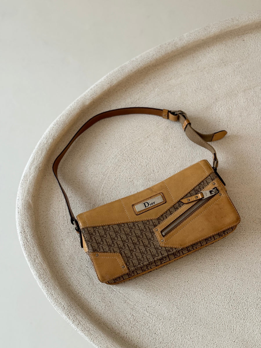 Dior Beige Oblique Zip Poket